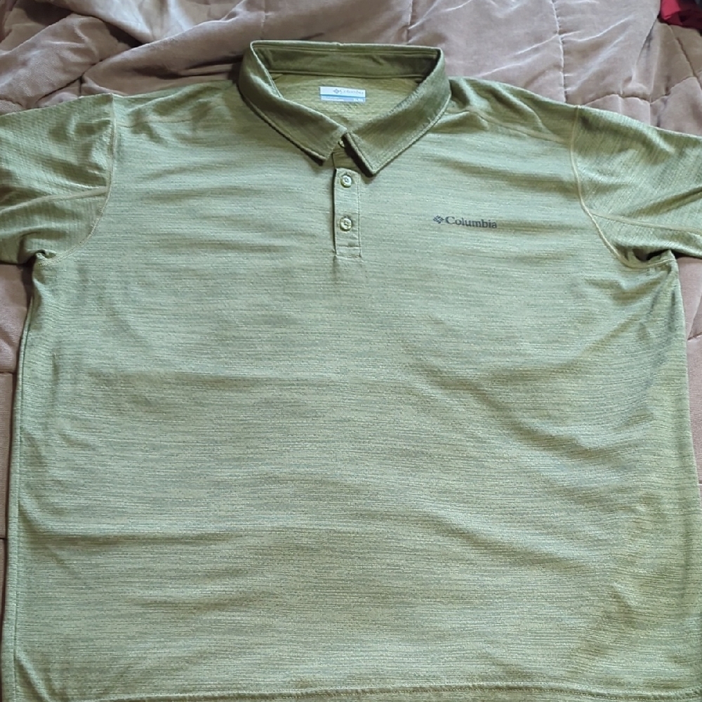 Columbia Men's Green Polo Shirt